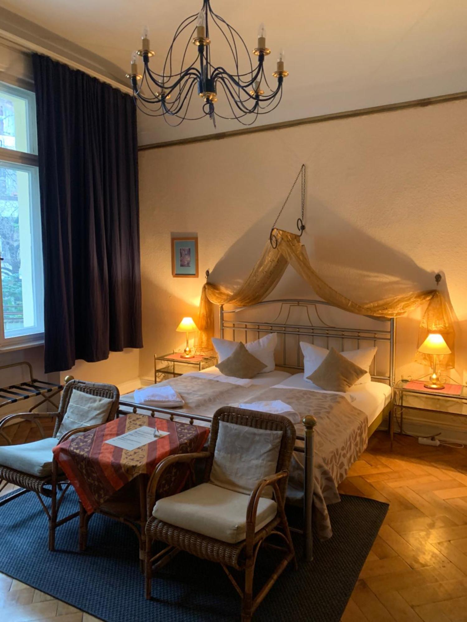 Hotel Pension Senta Berlino Esterno foto