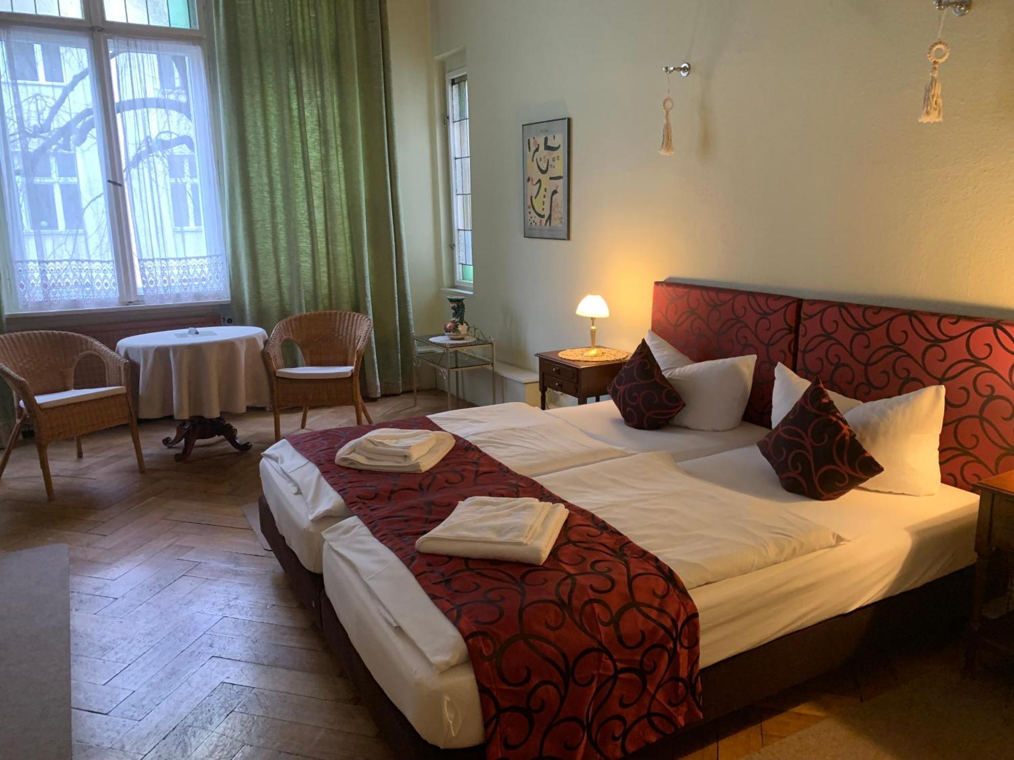 Hotel Pension Senta Berlino Esterno foto